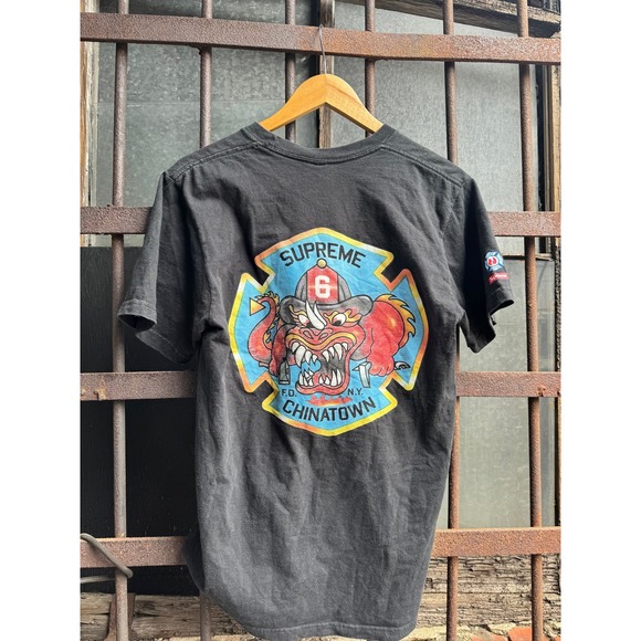 Supreme FDNY Engine 9 Tee 'Black' Size Small - Picture 3 of 3